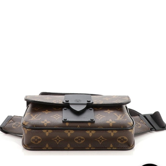 Louis Vuitton sling, bum bag in monogram print - Picture 6 of 10